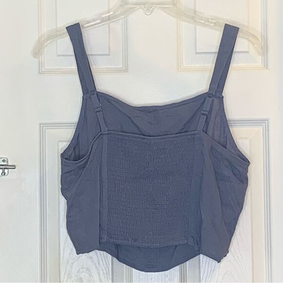 Torrid Linen Blend Button-Front Crop Tank Size 1X - Picture 5 of 16